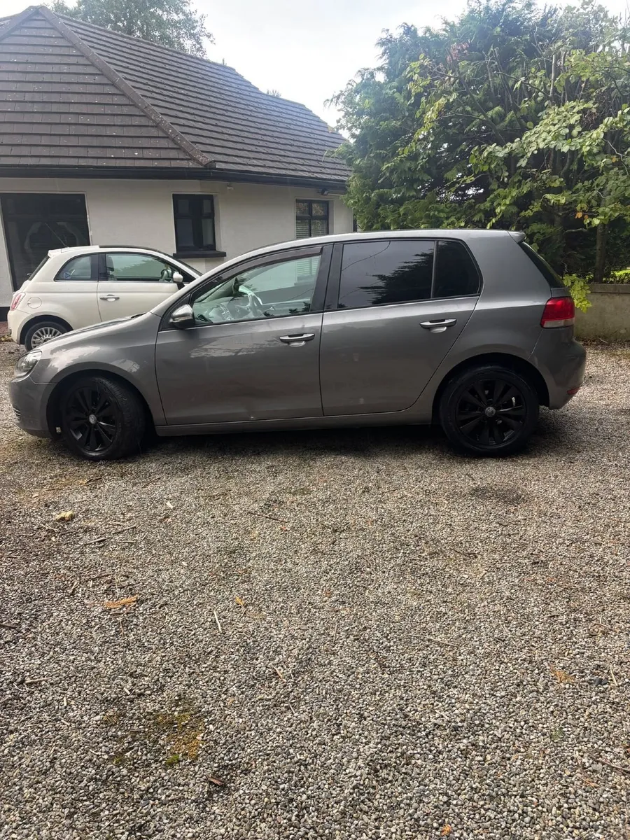 Image 4 of 10
