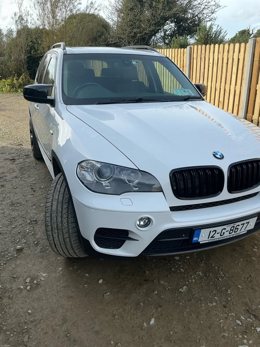Image 4 of 16