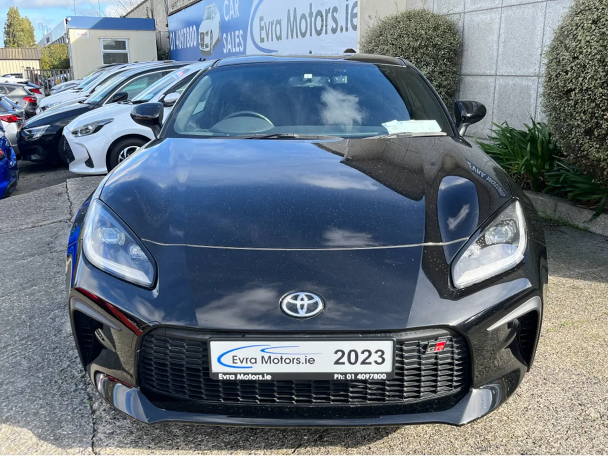 Image 2 of 24