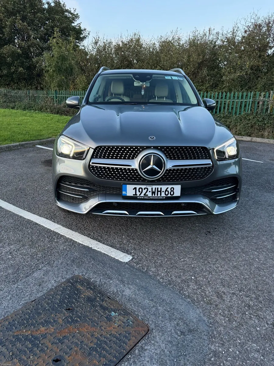 Image 2 of 10