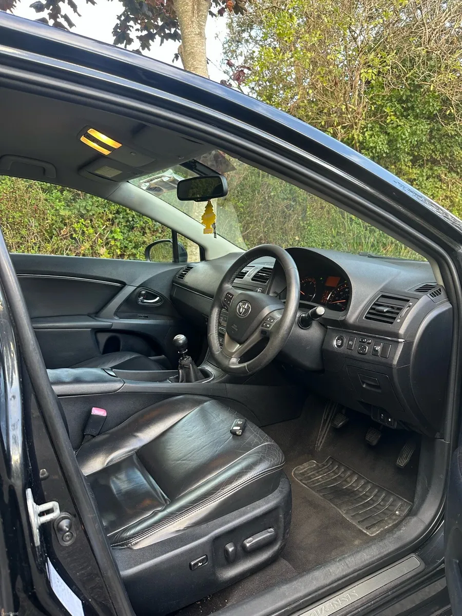 Image 5 of 10