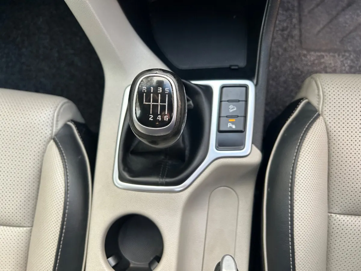 Image 2 of 18