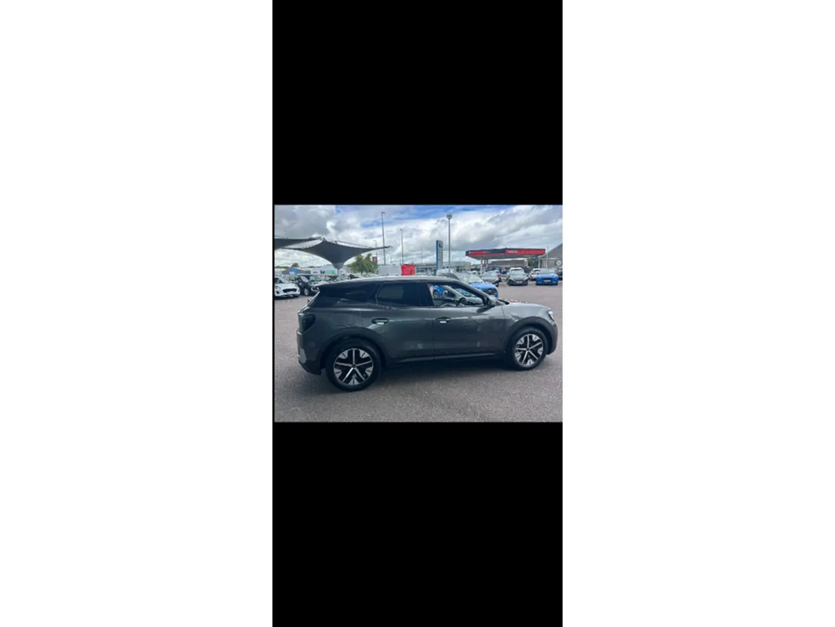 Image 4 of 7