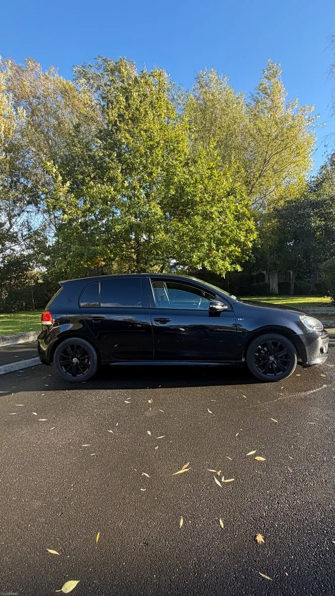 Image 2 of 7