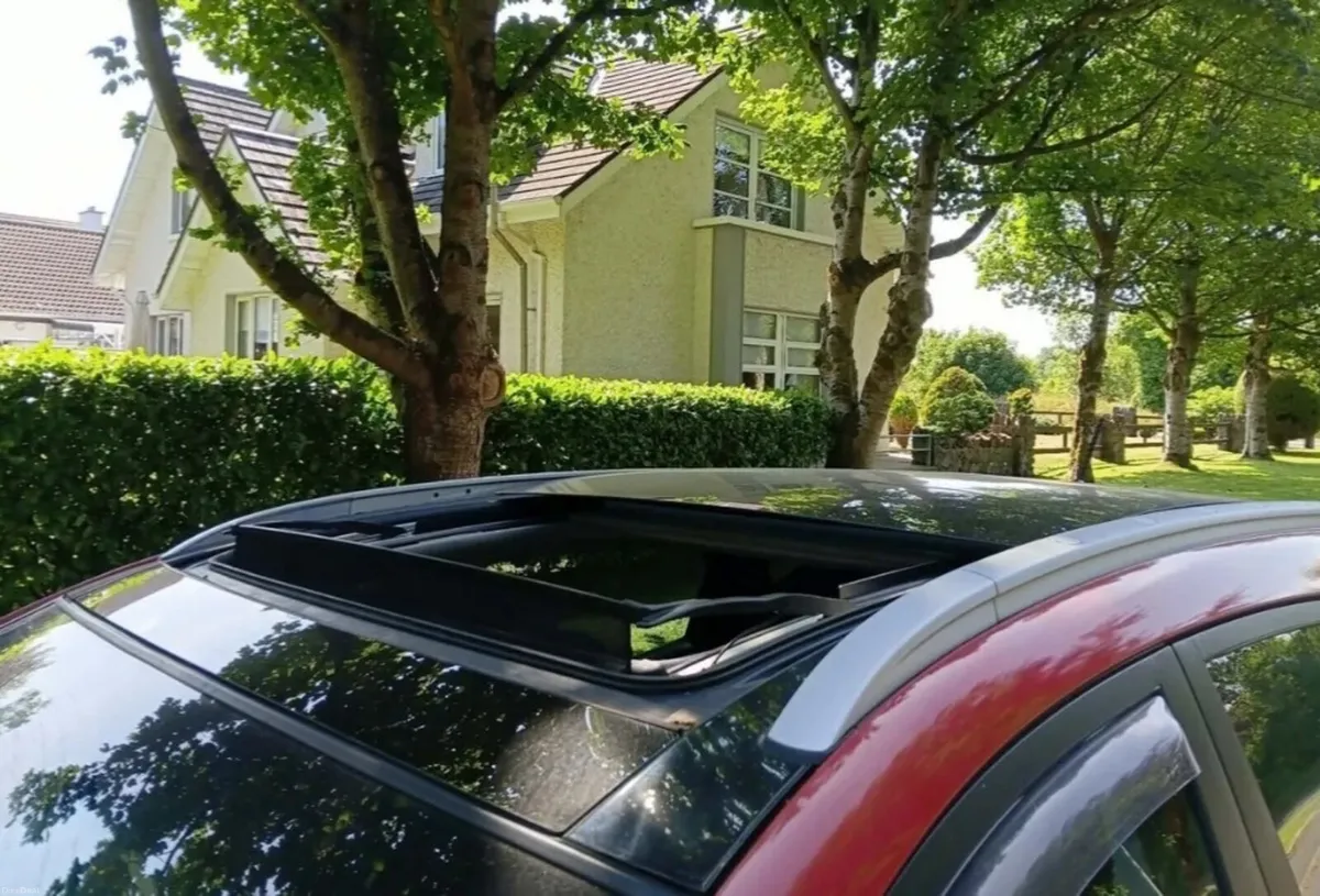 Image 4 of 7