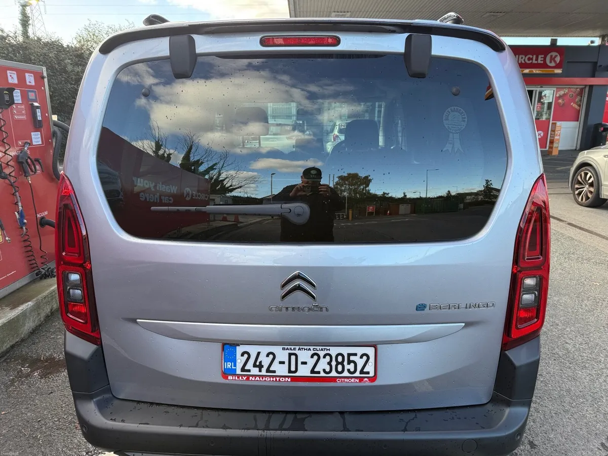 Image 1 of 7