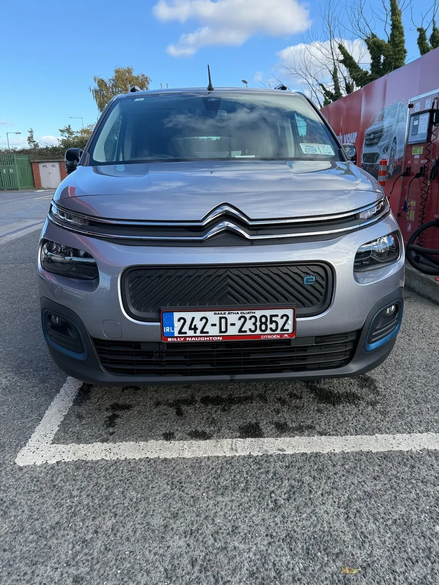 Image 2 of 7