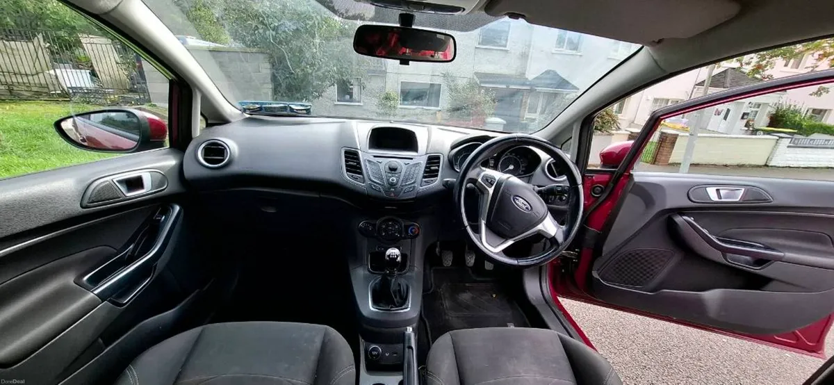 Image 4 of 6
