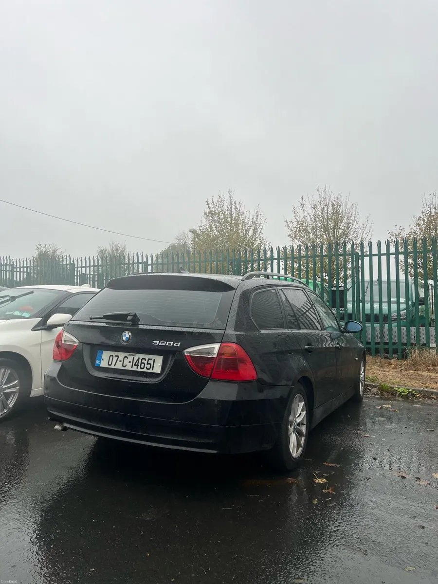 Image 4 of 7