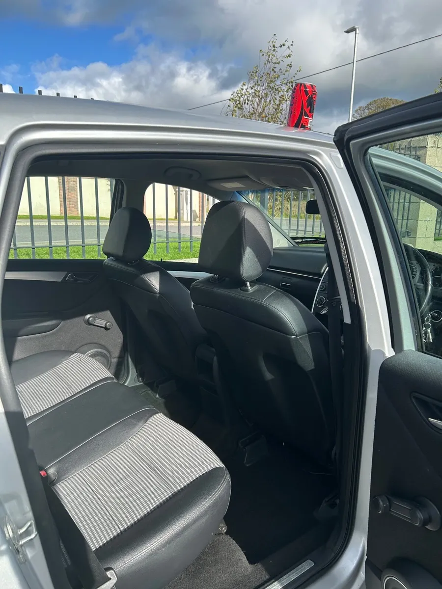 Image 5 of 14