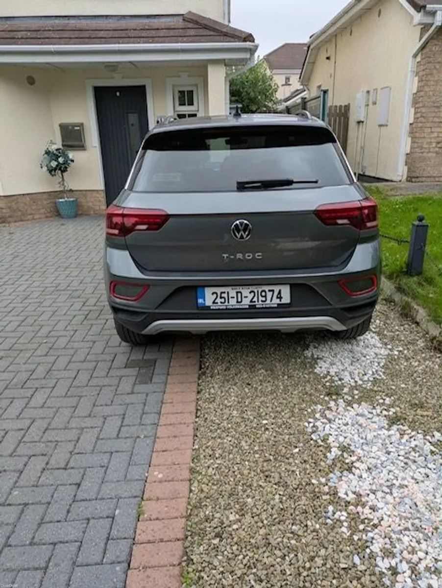 Image 4 of 7