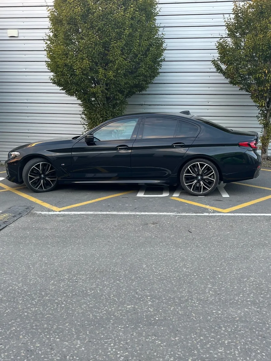 Image 4 of 19