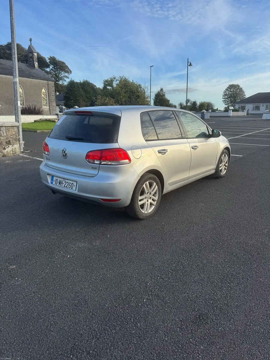 Image 4 of 6