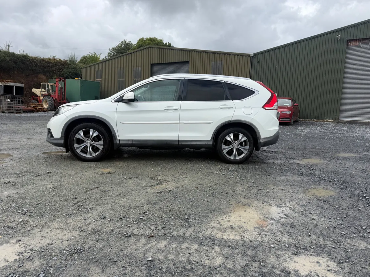Image 2 of 11
