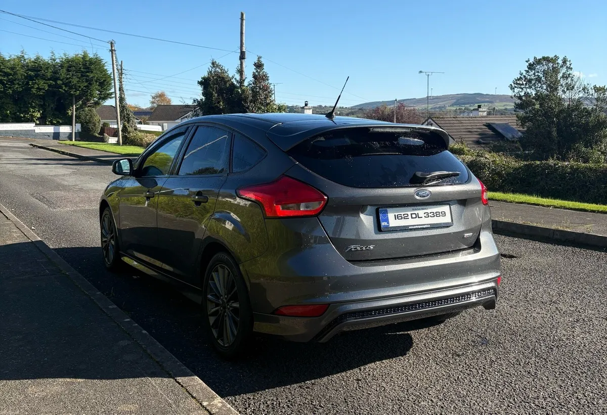 Image 4 of 7