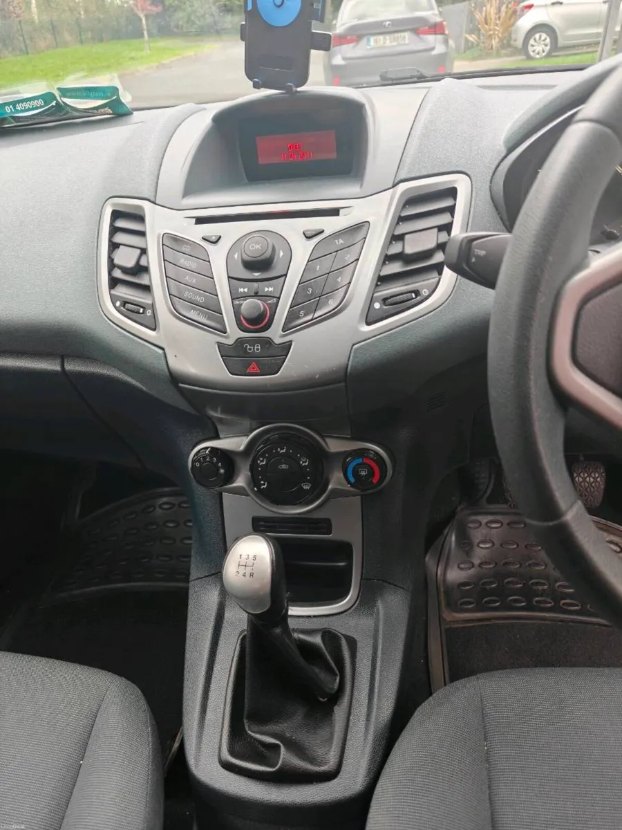 Image 2 of 10