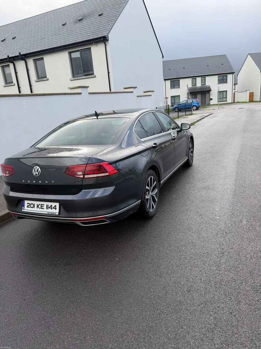 Image 4 of 6