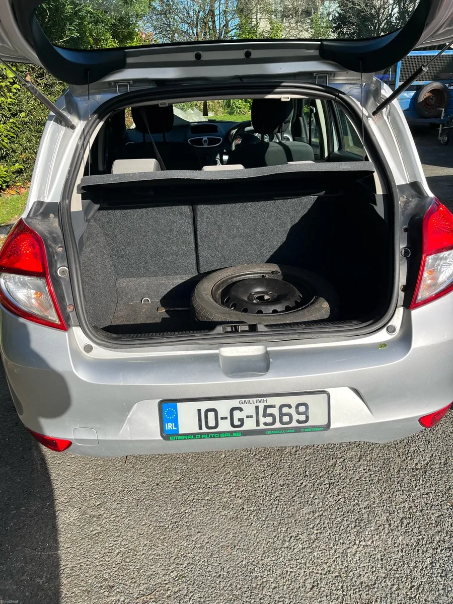 Image 4 of 9