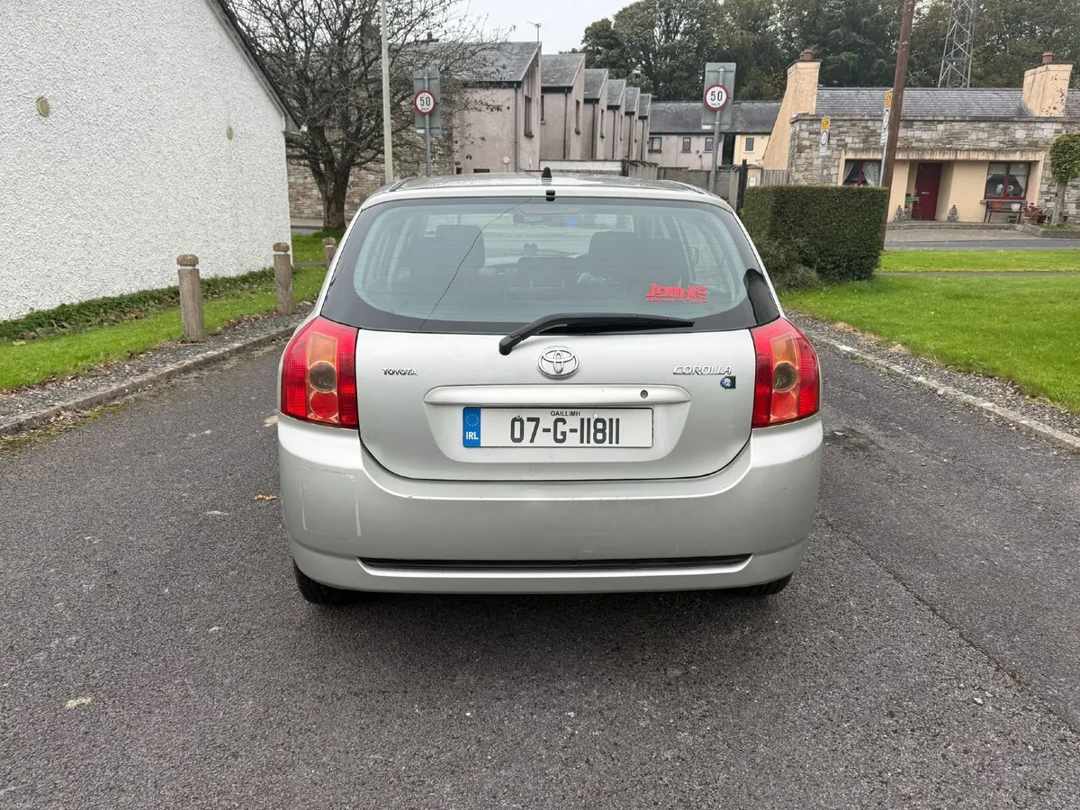 Image 4 of 8