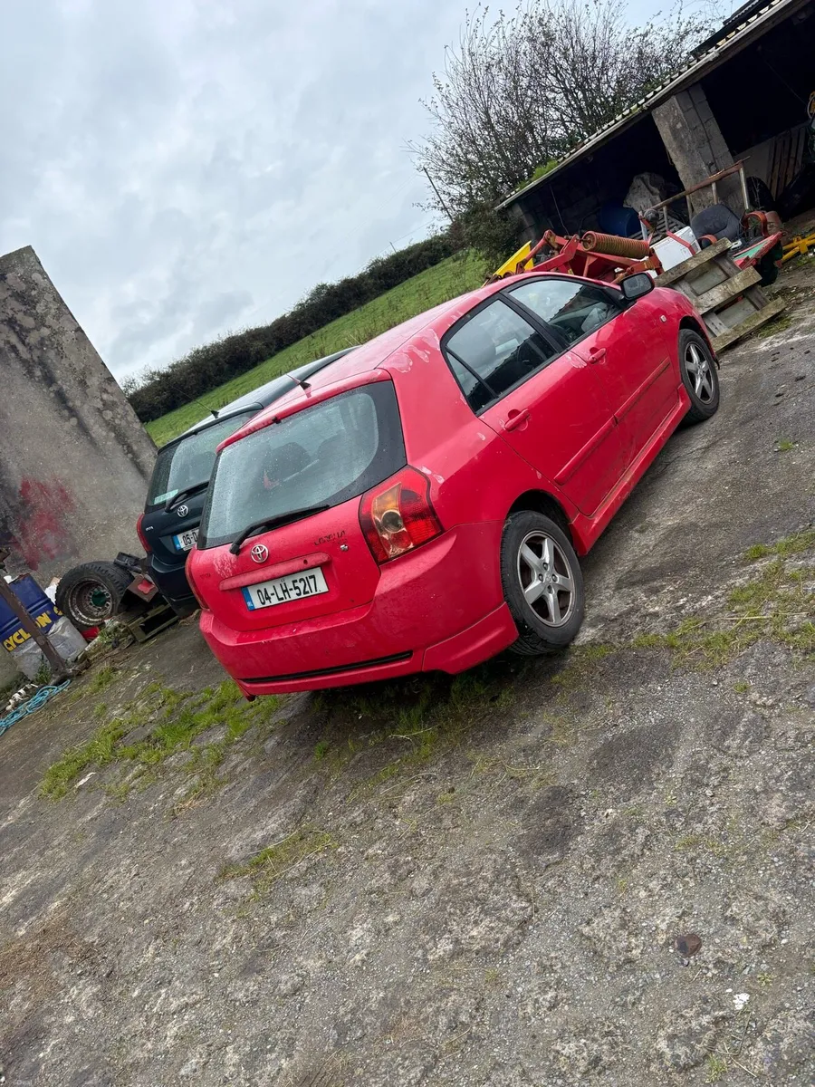 Image 2 of 8