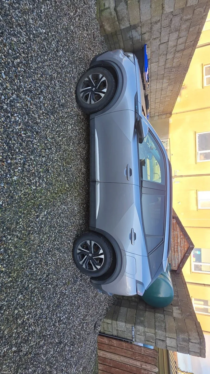 Image 2 of 7