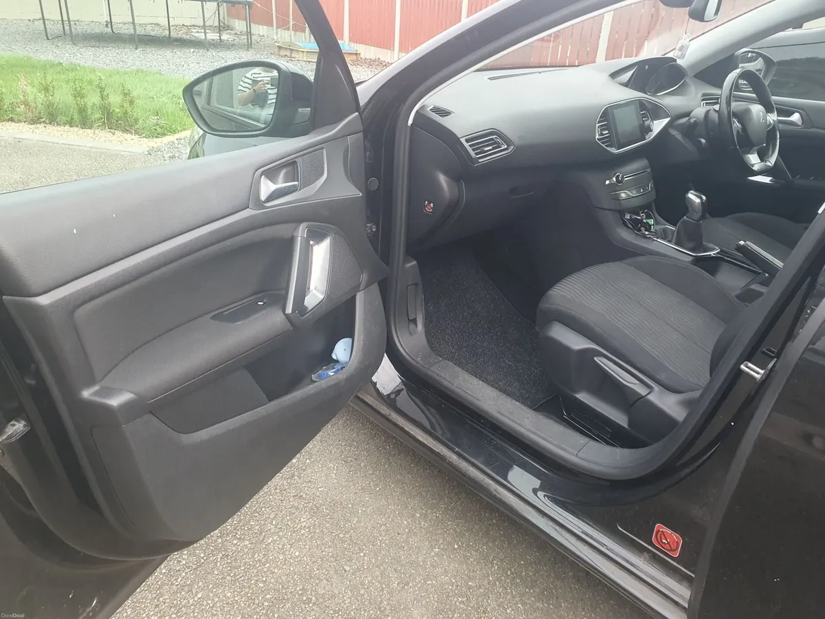 Image 4 of 10