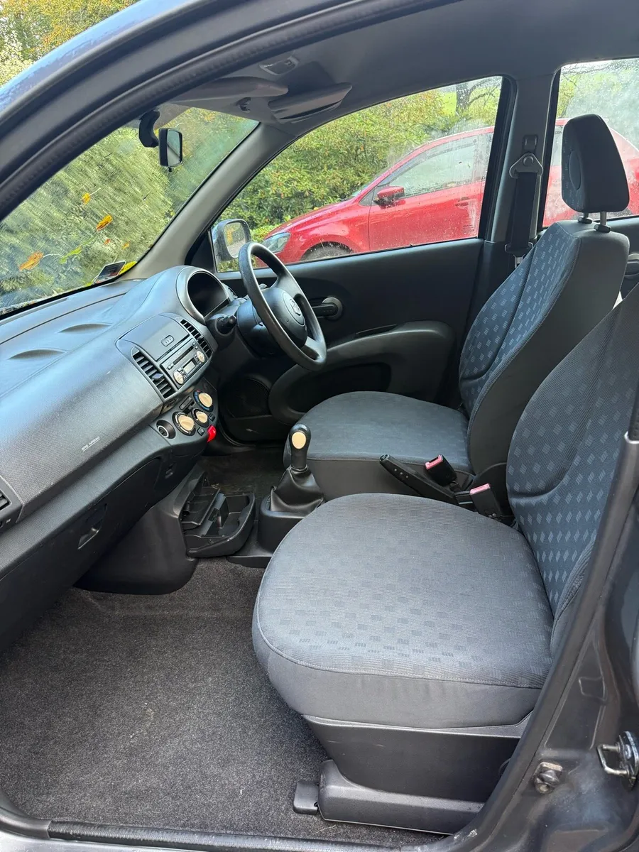 Image 3 of 10