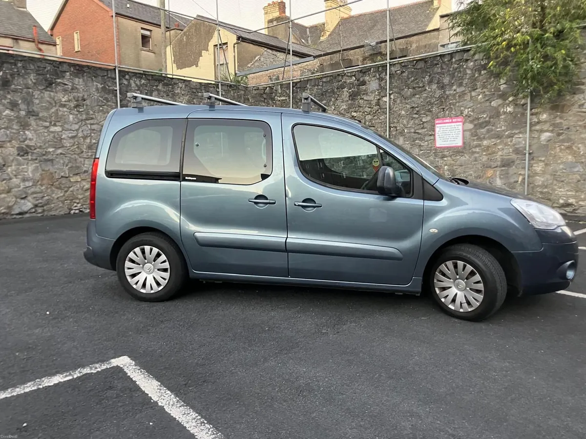Image 2 of 18
