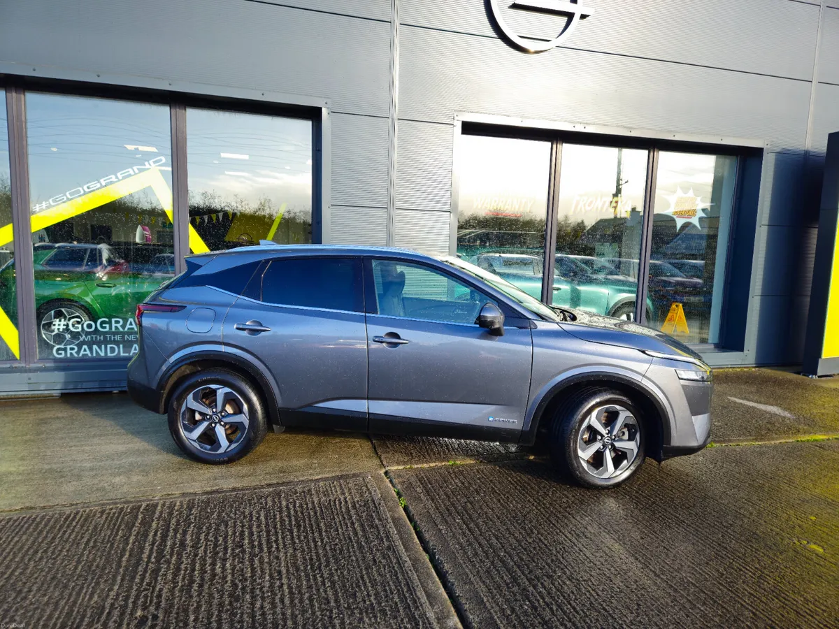 Image 4 of 20