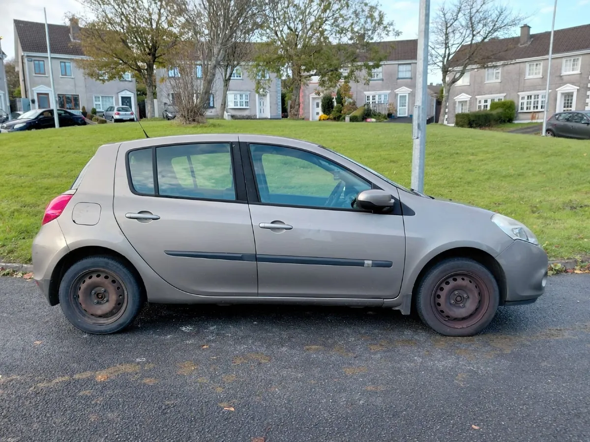 Image 1 of 5
