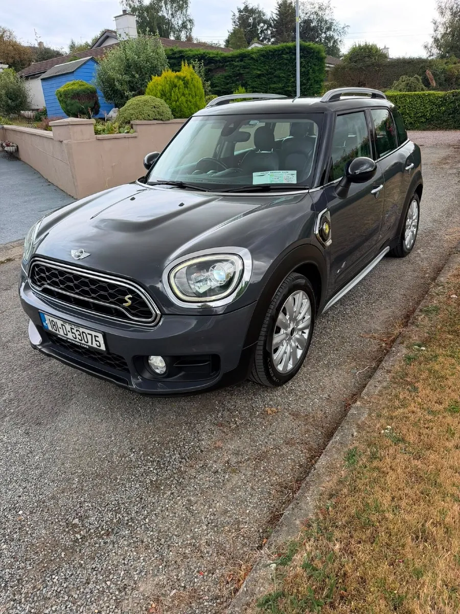 Image 2 of 20