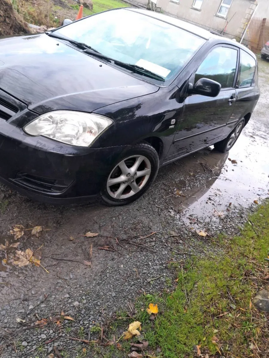 Image 2 of 6