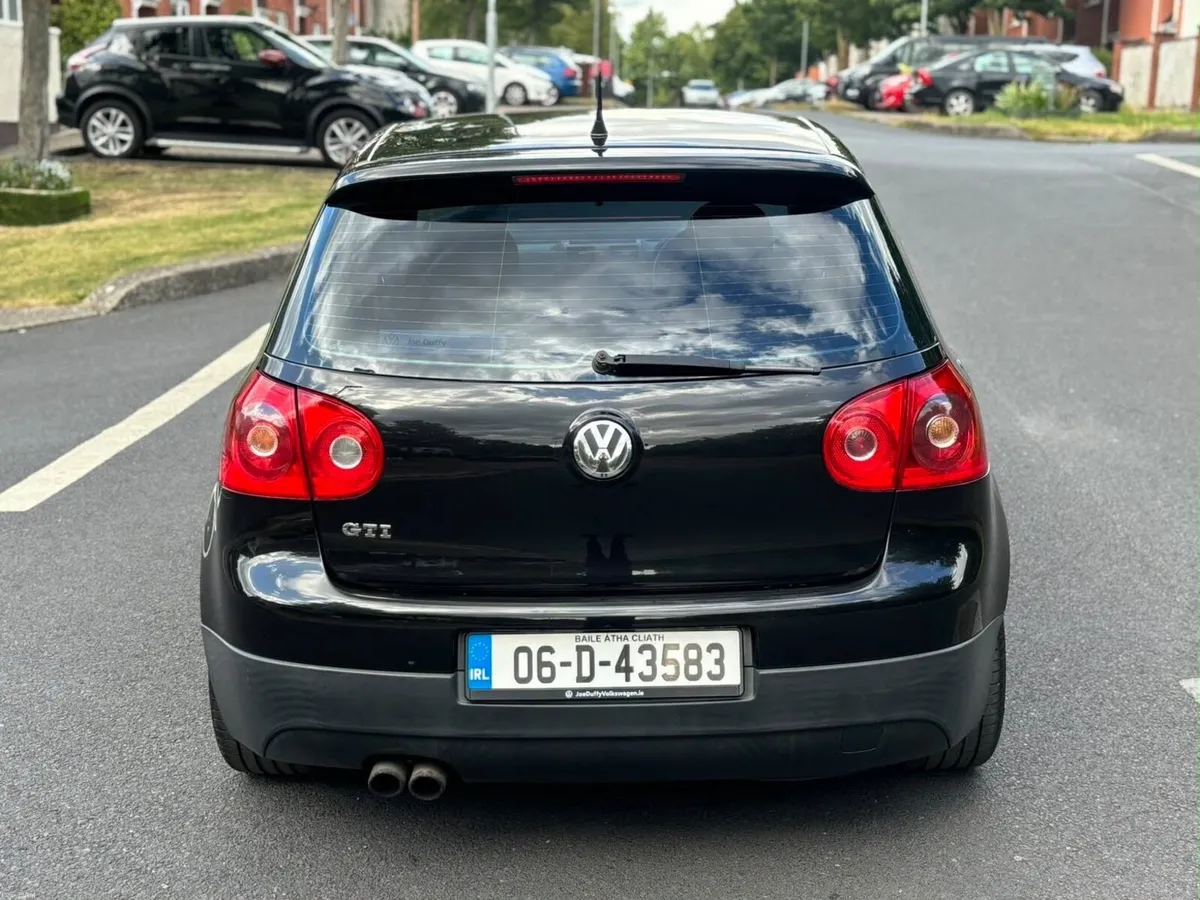 Image 2 of 6