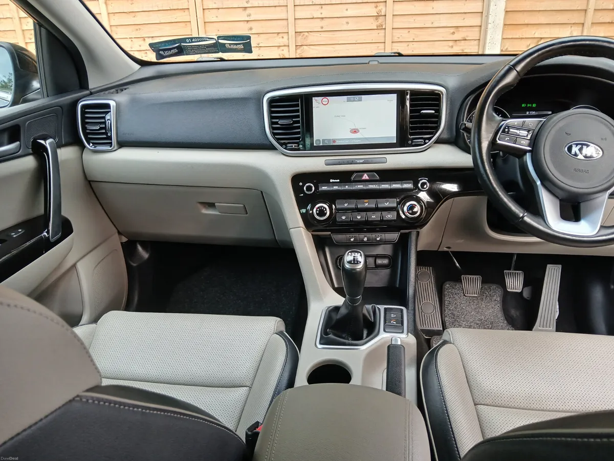 Image 4 of 11