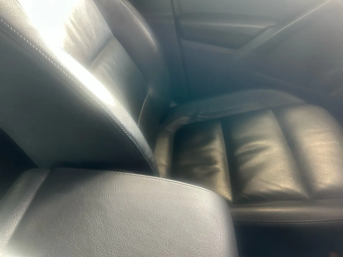 Image 4 of 4