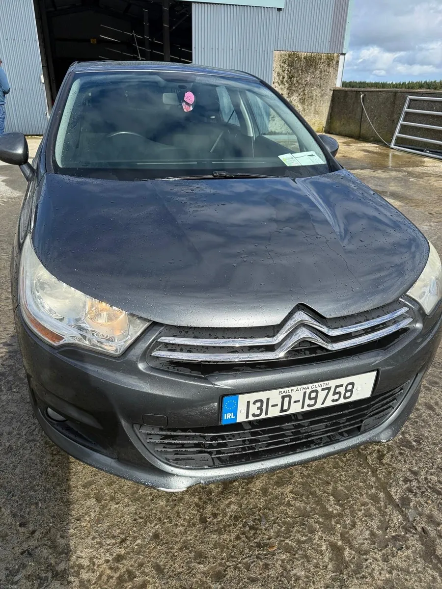 Image 2 of 6