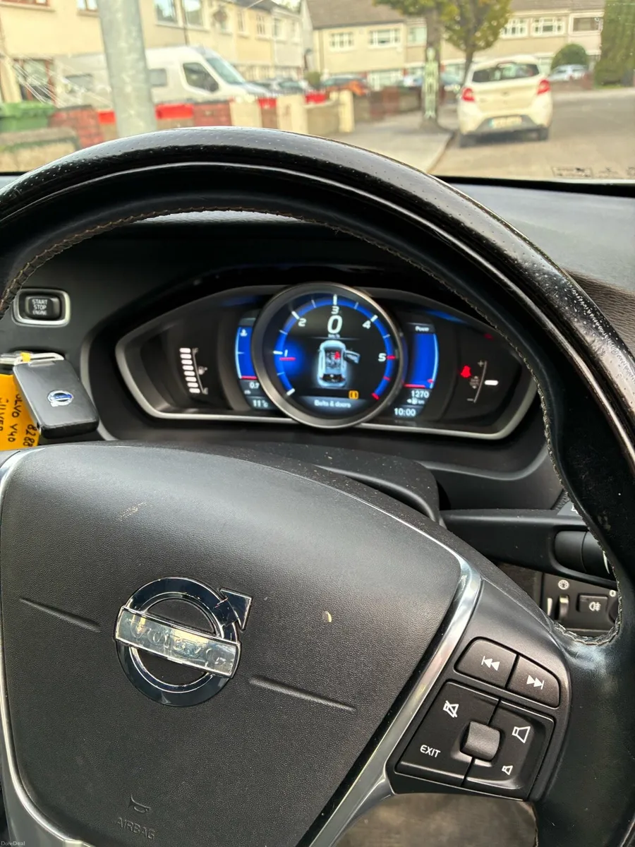 Image 4 of 9