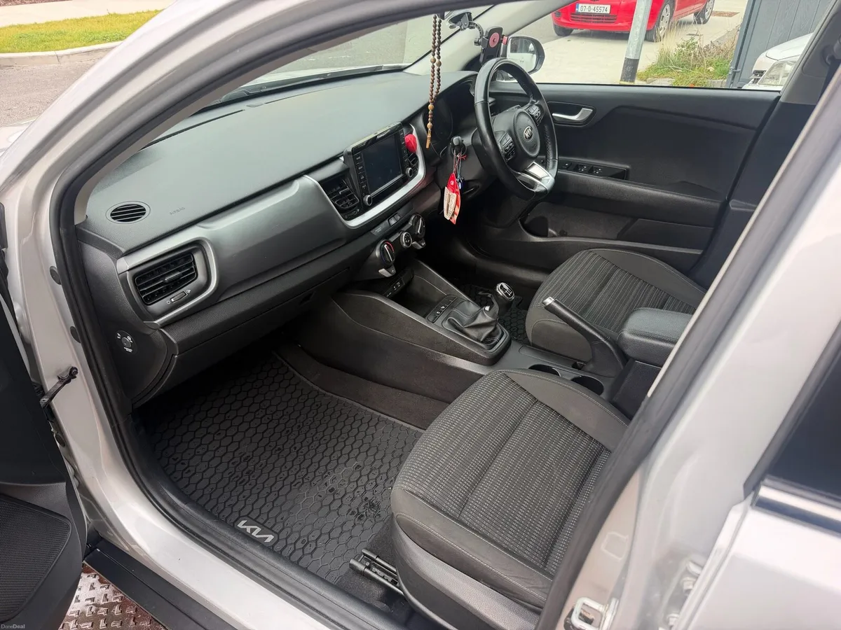 Image 4 of 12