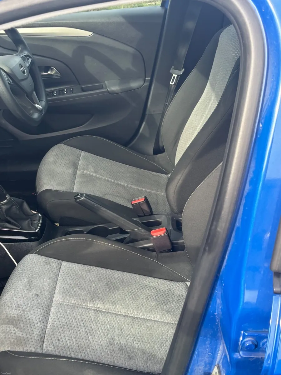 Image 1 of 7