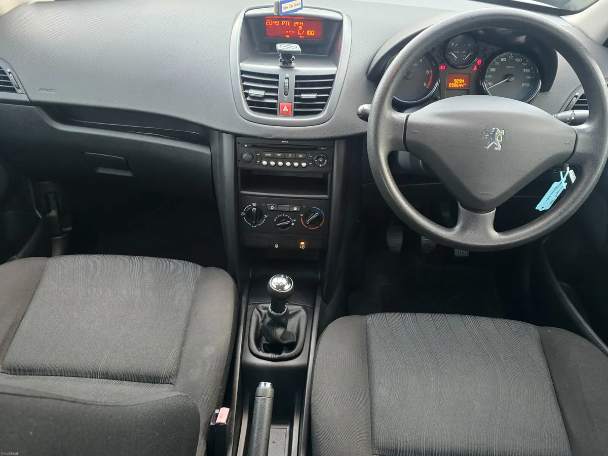 Image 4 of 8