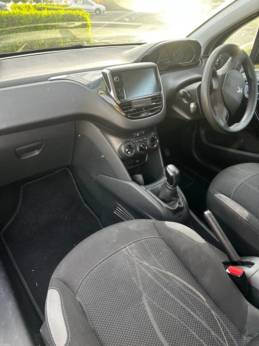 Image 5 of 11