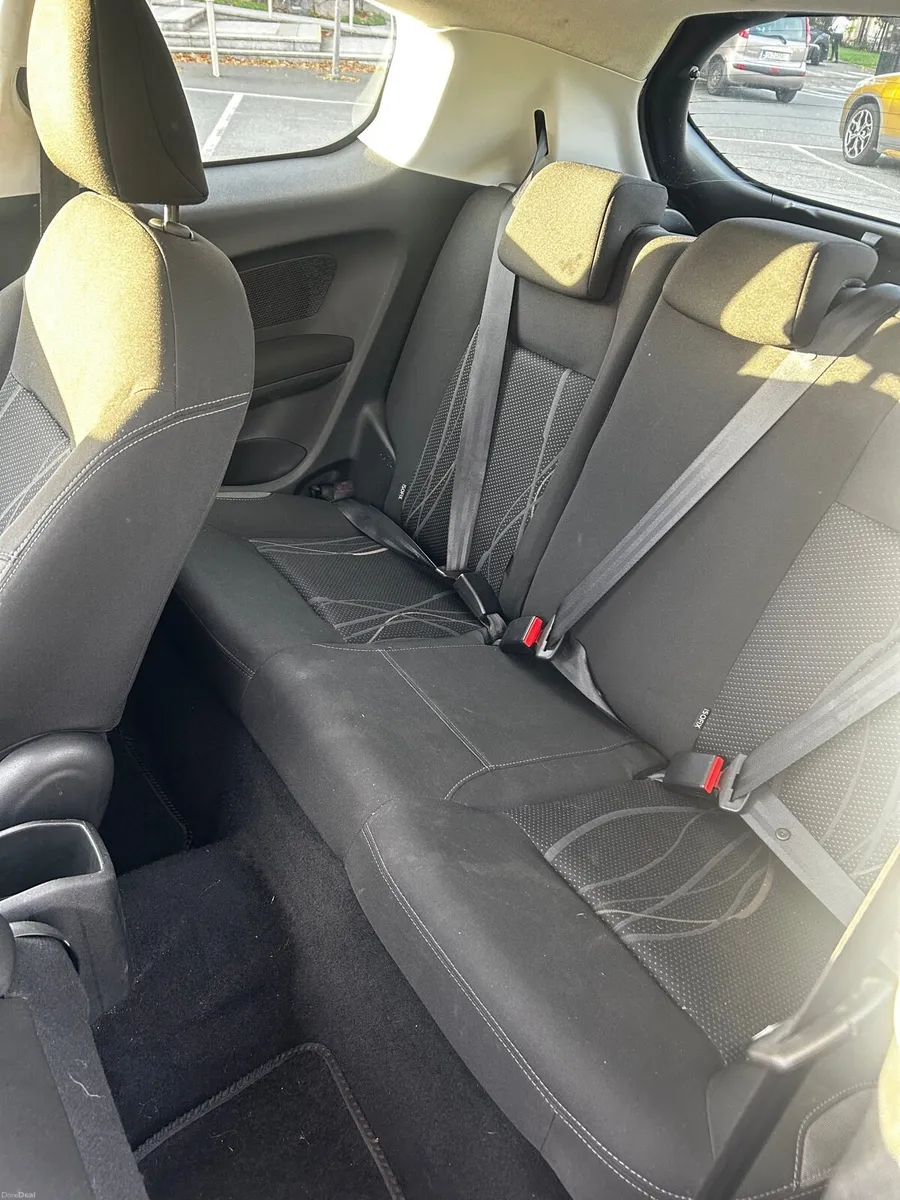 Image 4 of 11