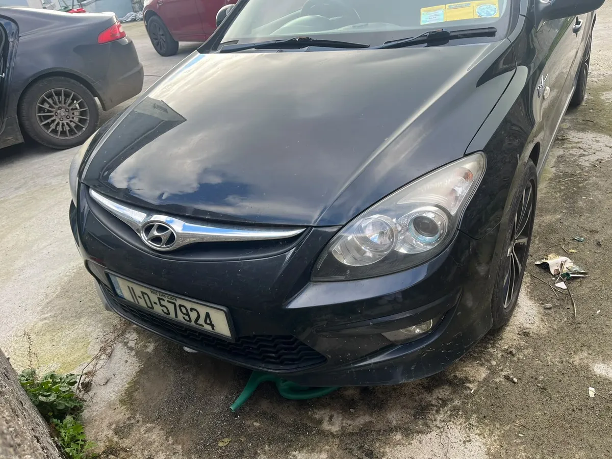 Image 2 of 9