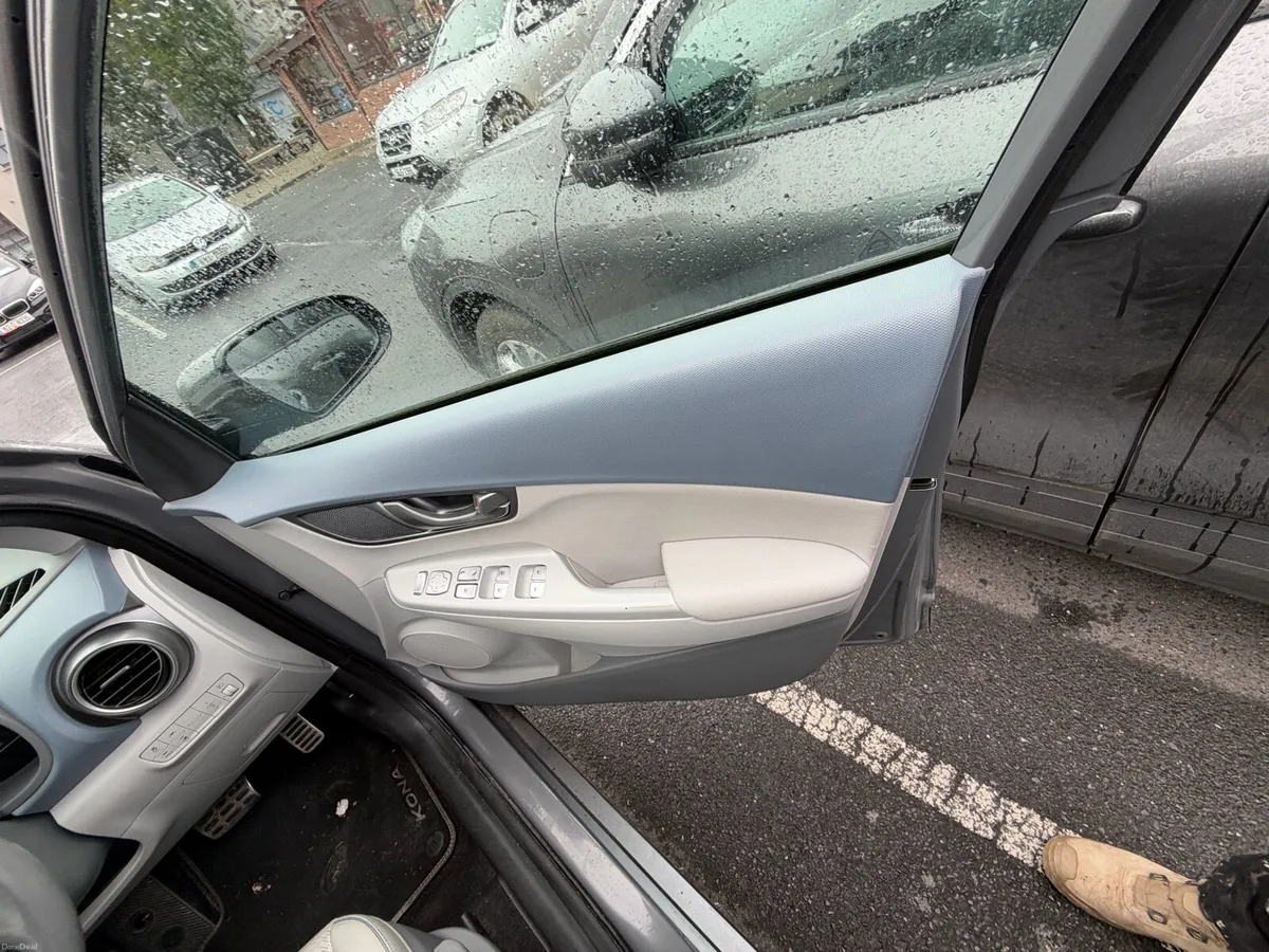 Image 6 of 11