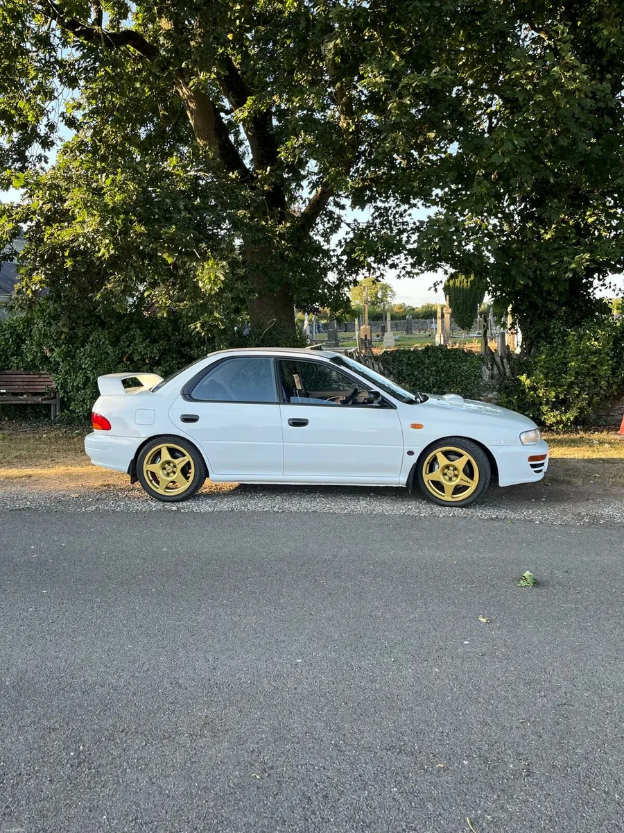 Image 3 of 6