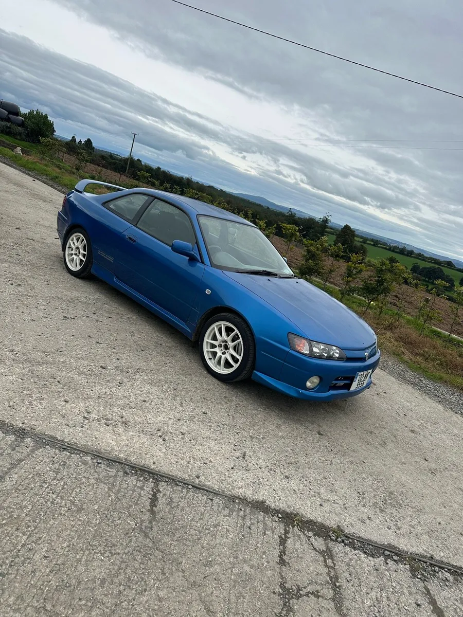 Image 2 of 10
