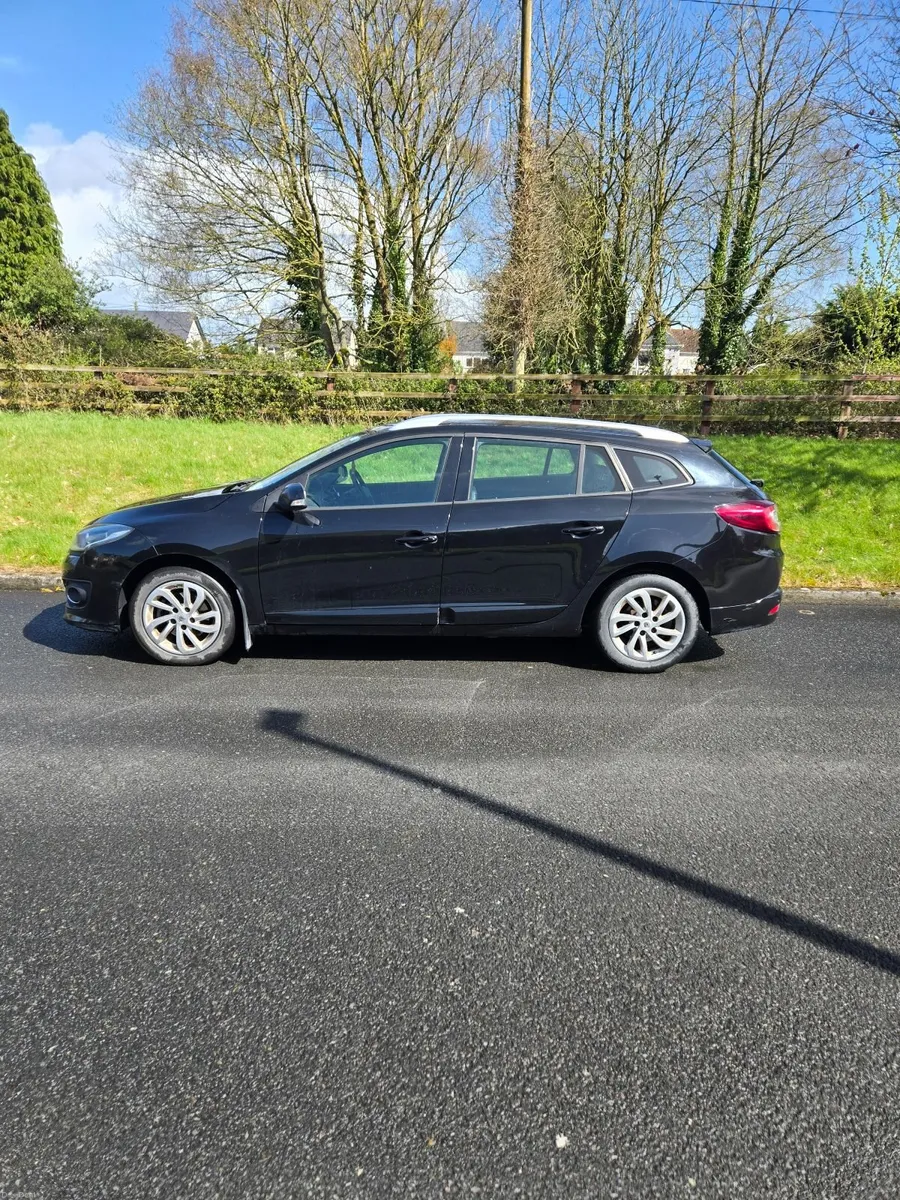 Image 4 of 10