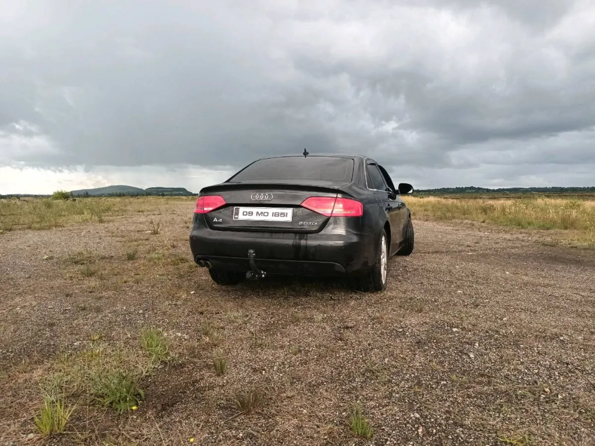 Image 4 of 7