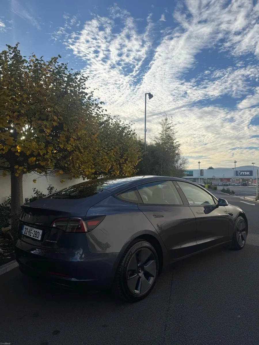 Image 4 of 10
