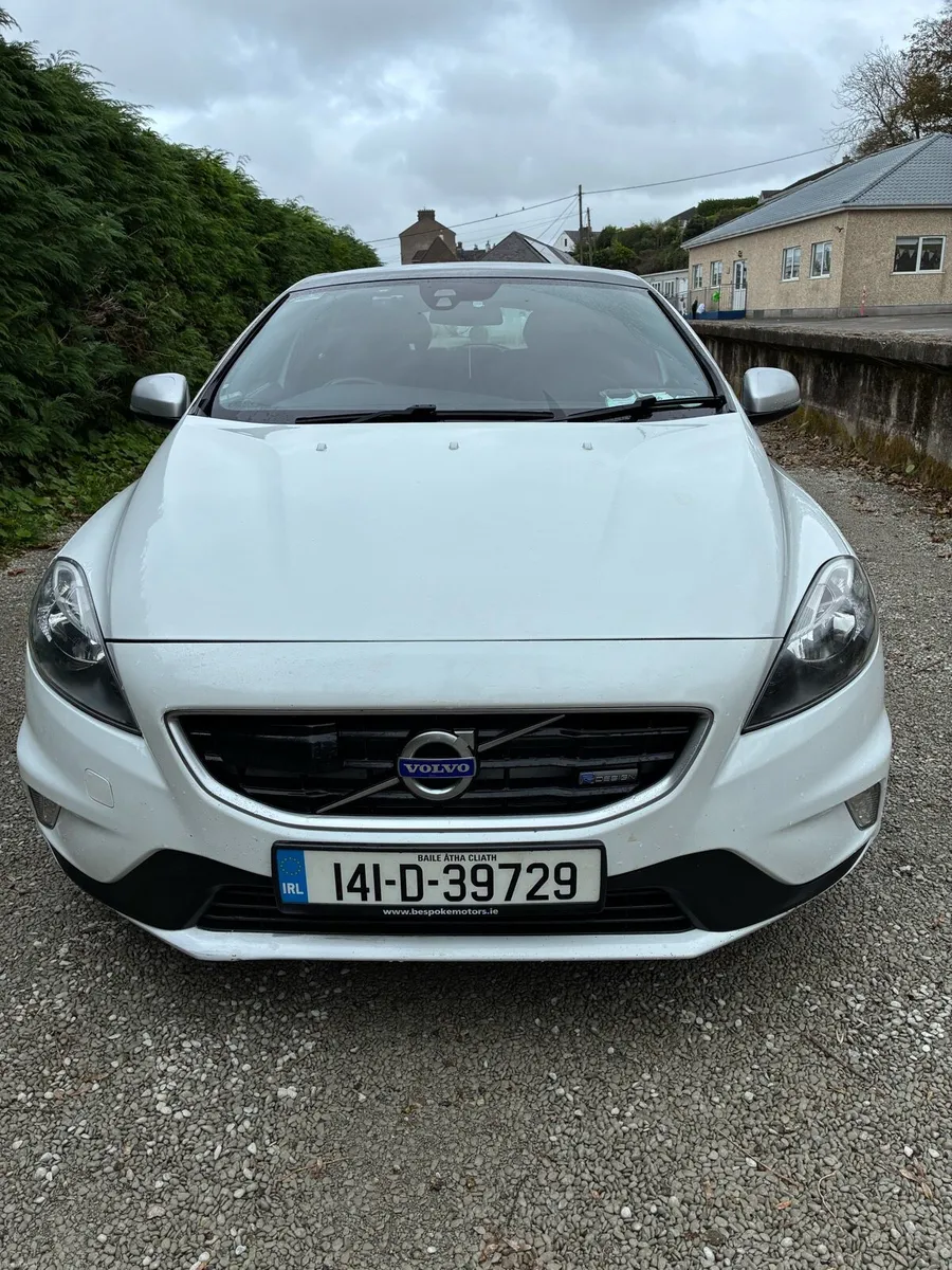 Image 2 of 10
